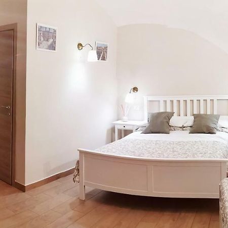 Le Case Del Cavaliere Naples Luaran gambar